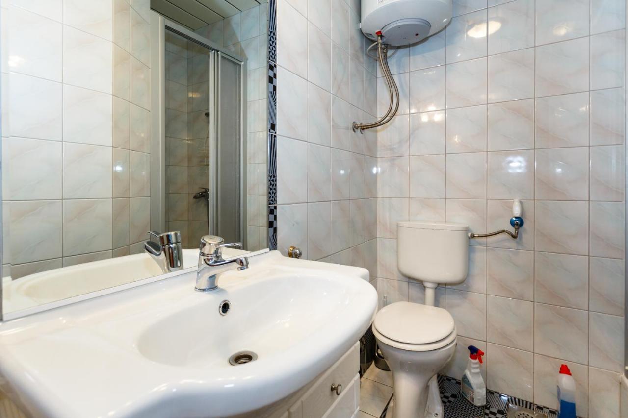 Apartmani Mili Malinska Kültér fotó