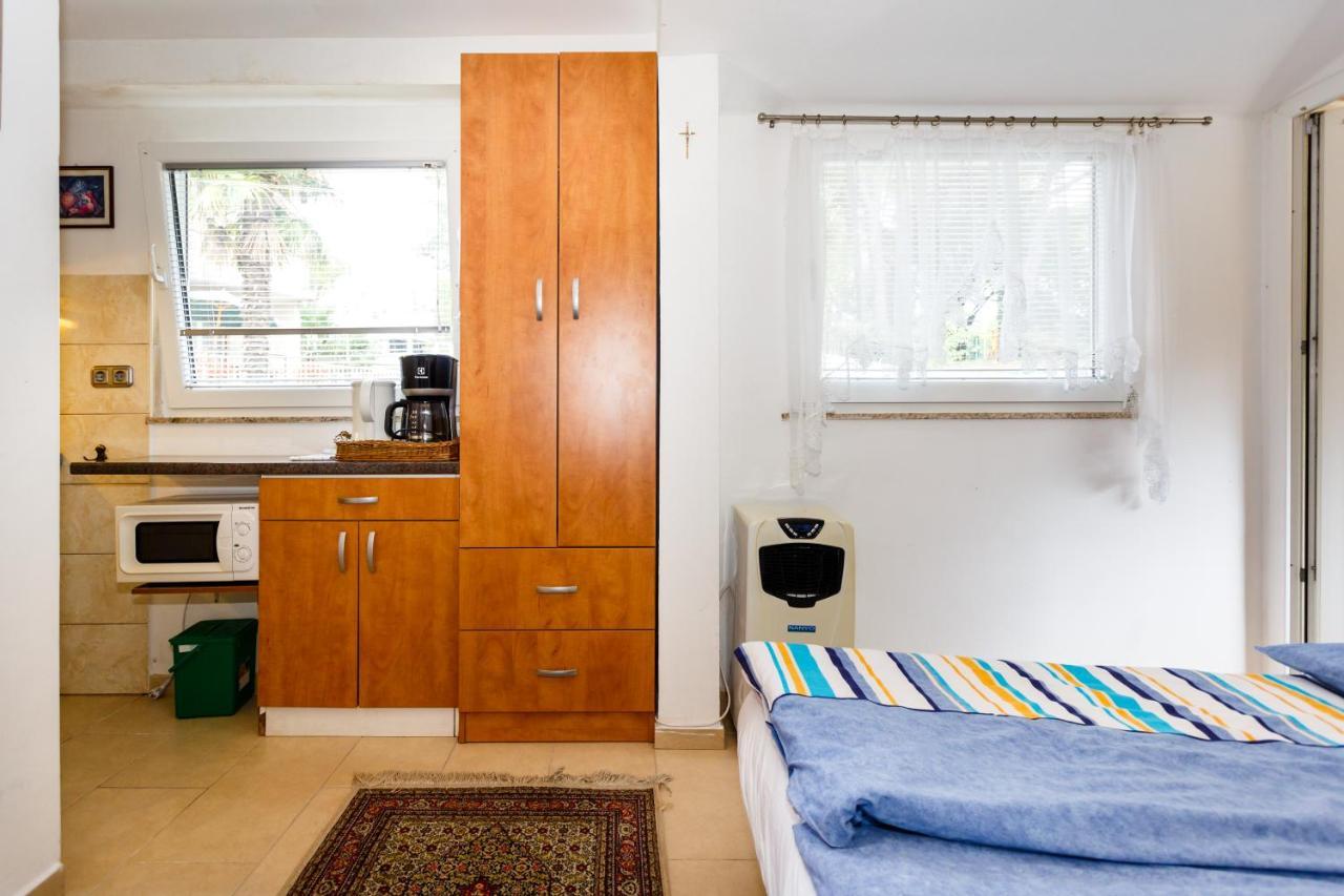Apartmani Mili Malinska Kültér fotó