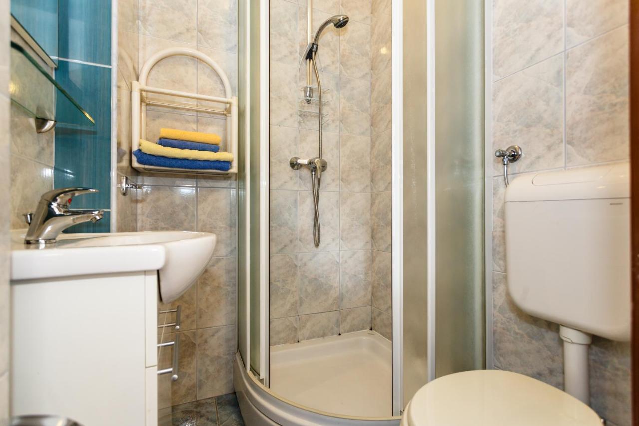 Apartmani Mili Malinska Kültér fotó